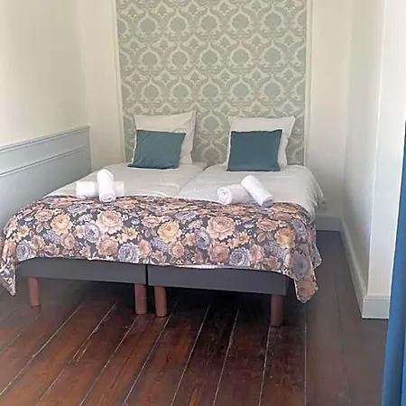 Du Chateau De Saint Saturnin Sur Loire * Brissac-Quince