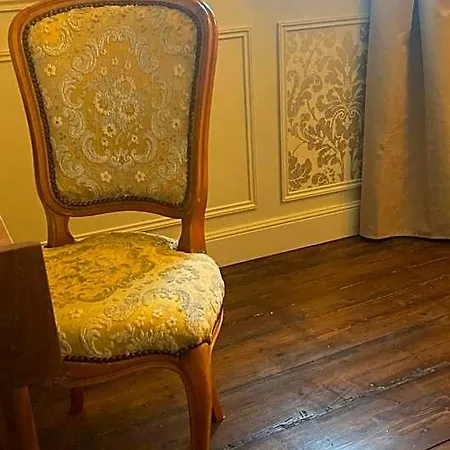 Hotel Du Chateau De Saint Saturnin Sur Loire *